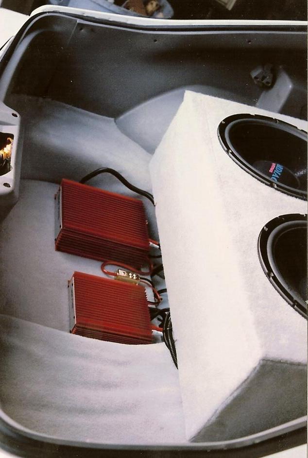 Trunk-mounted amps and speakers